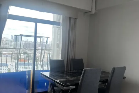 Condo in Sathon, Bangkok, Thailand, 2 bedrooms № 155107 - photo 5