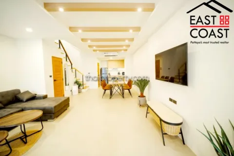 Casa de 3 dormitorios en Pattaya, Tailandia № 213202 - foto 3