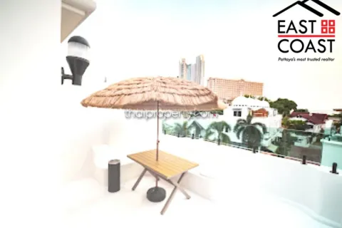 Casa de 3 dormitorios en Pattaya, Tailandia № 213202 - foto 7