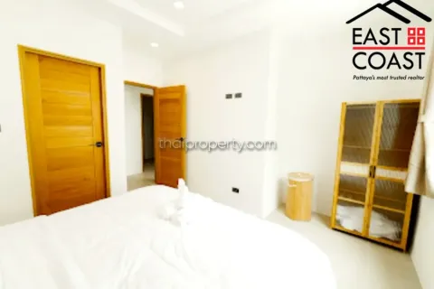 Casa de 3 dormitorios en Pattaya, Tailandia № 213202 - foto 13