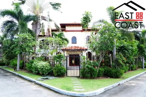 Casa de 3 dormitorios en Pattaya, Tailandia № 213205 - foto 5