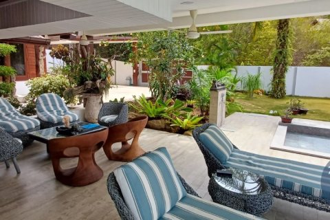 Villa in Ko Samui, Thailand 2 bedrooms № 180084 - photo 9