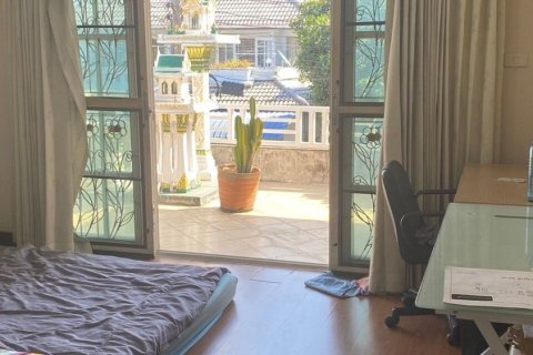 Дом в Минбури, Бангкок, Таиланд с 3 спальнями  № 148744 - фото 2