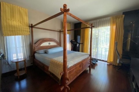 Villa in Pattaya, Thailand 3 bedrooms № 172018 - photo 2