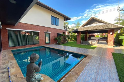Villa in Pattaya, Thailand 3 bedrooms № 172018