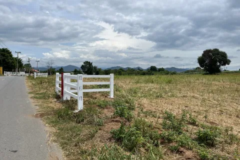 Land in Pak Chong, Thailand 22400 sq.m. № 172019 - photo 5