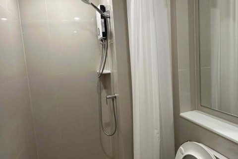 Studio dans le Condo à Din Daeng, Bangkok, Thaïlande  № 138608 - photo 7