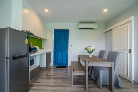 Кондоминиум с 2 спальнями в Хуа Хине, Таиланд № 136609 - фото 18