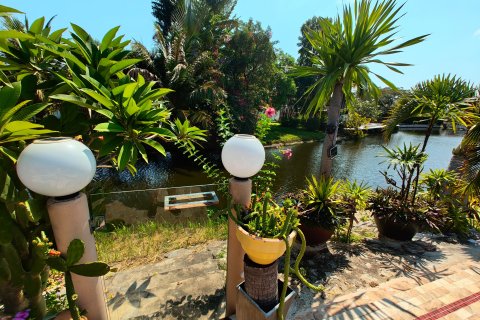 Villa in Hua Hin, Thailand 4 bedrooms № 157195 - photo 24