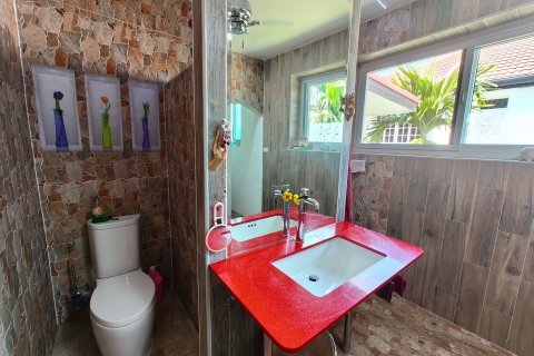 Villa in Hua Hin, Thailand 4 bedrooms № 157195 - photo 8
