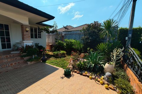 Villa in Hua Hin, Thailand 4 bedrooms № 157195 - photo 14