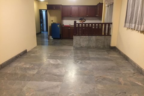 House in Bang Na, Bangkok, Thailand 3 bedrooms № 159678 - photo 3