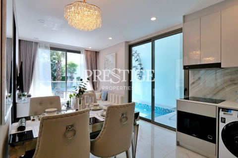 Condo in Pattaya, Thailand, 1 bedroom  № 198383 - photo 2