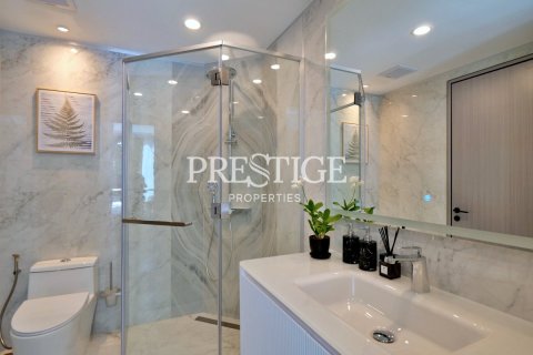 Condo in Pattaya, Thailand, 1 bedroom  № 198383 - photo 11