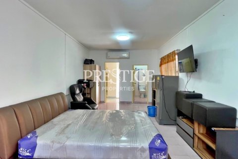 Propriété commerciale à Pattaya, Thaïlande 76 m2 № 198385 - photo 8