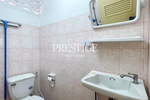 Propriété commerciale à Pattaya, Thaïlande 76 m2 № 198385 - photo 9