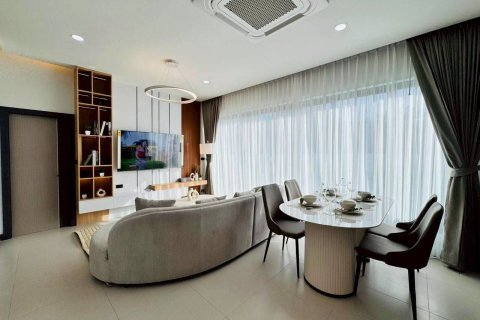 Villa in Pattaya, Thailand 3 bedrooms № 173591 - photo 16