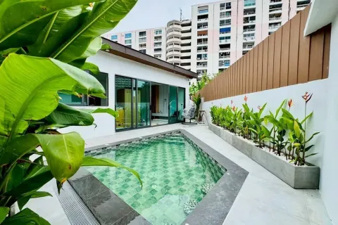 Villa in Pattaya, Thailand 3 bedrooms № 173591 - photo 7