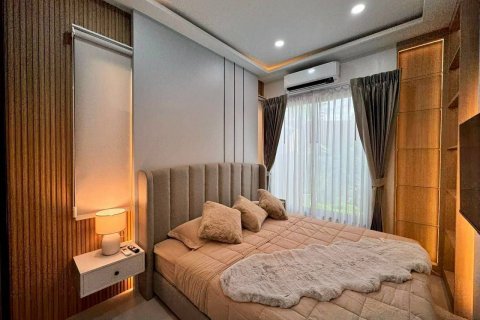 Villa in Pattaya, Thailand 3 bedrooms № 173591 - photo 22