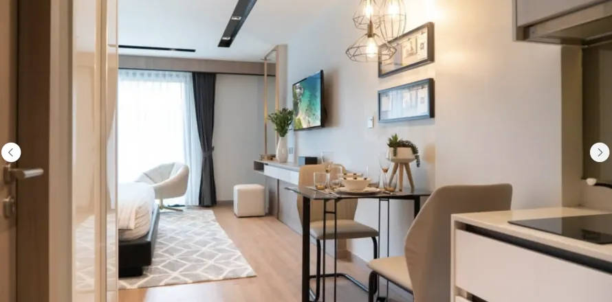 Condo in Phuket, Thailand, 2 bedrooms  № 173595