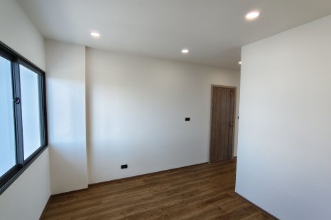 Таунхаус в Суан Луанге, Бангкок, Таиланд с 2 спальнями  № 173590 - фото 13