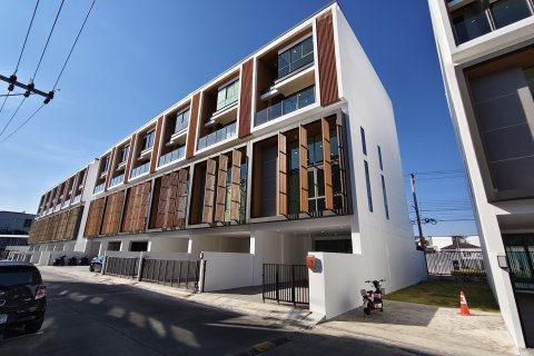 Таунхаус в Суан Луанге, Бангкок, Таиланд с 2 спальнями  № 173590 - фото 12