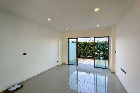 Таунхаус в Суан Луанге, Бангкок, Таиланд с 2 спальнями  № 173590 - фото 14