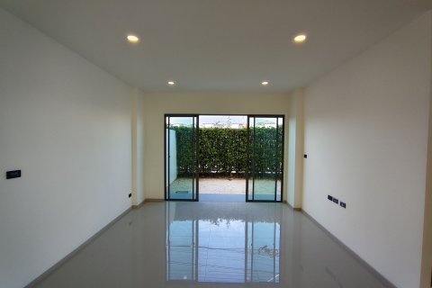 Таунхаус в Суан Луанге, Бангкок, Таиланд с 2 спальнями  № 173590 - фото 23