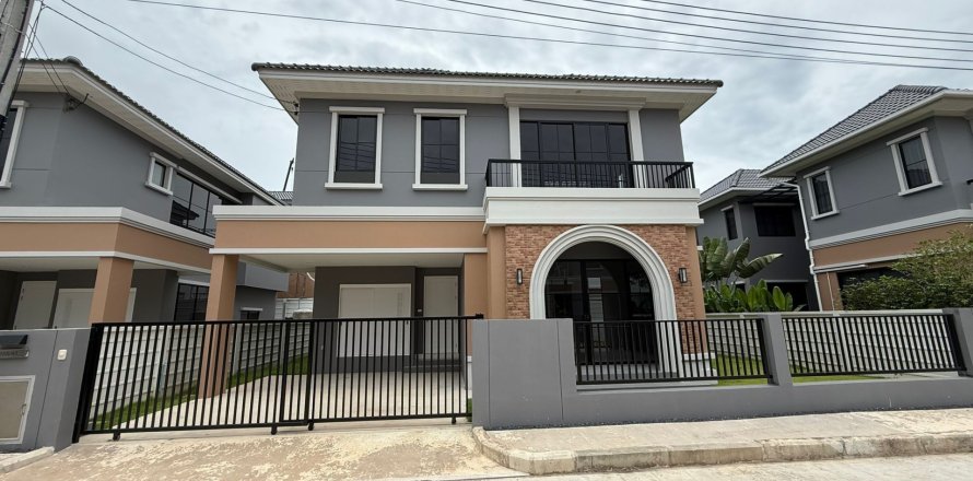 Дом в Пхукете, Таиланд с 4 спальнями  № 151942