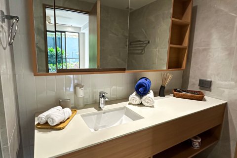Condo à Phuket, Thaïlande, 2 chambres  № 160574 - photo 16