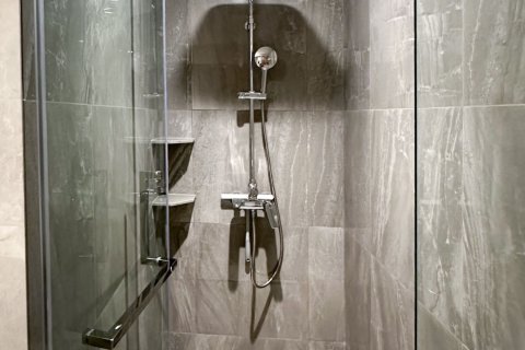 Condo à Phuket, Thaïlande, 2 chambres  № 160574 - photo 10