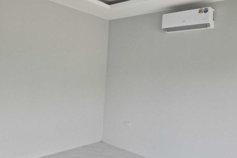 House in Ko Samui, Thailand 3 bedrooms № 160575 - photo 16