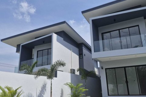 House in Ko Samui, Thailand 3 bedrooms № 160575 - photo 21