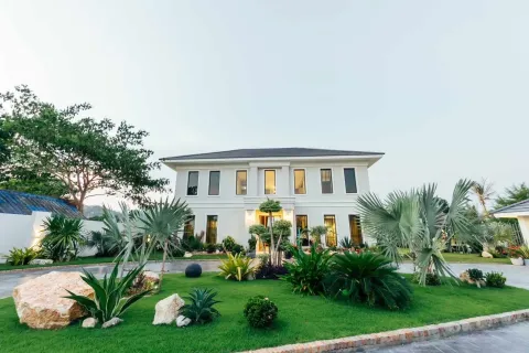 Villa in Hua Hin, Thailand 5 bedrooms № 160572 - photo 29