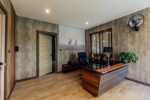 Villa in Hua Hin, Thailand 5 bedrooms № 160572 - photo 24