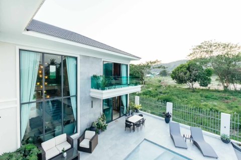 Villa in Hua Hin, Thailand 5 bedrooms № 160572 - photo 9