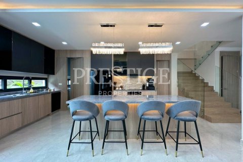 Haus in Pattaya, Thailand 5 Schlafzimmer № 233452 - Foto 9