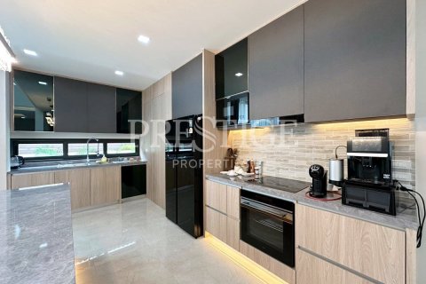 Haus in Pattaya, Thailand 5 Schlafzimmer № 233452 - Foto 11