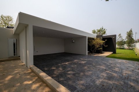Villa in Chiang Mai, Thailand 4 bedrooms № 160017 - photo 6