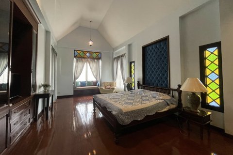 Villa in Chiang Mai, Thailand 5 bedrooms № 160022 - photo 14