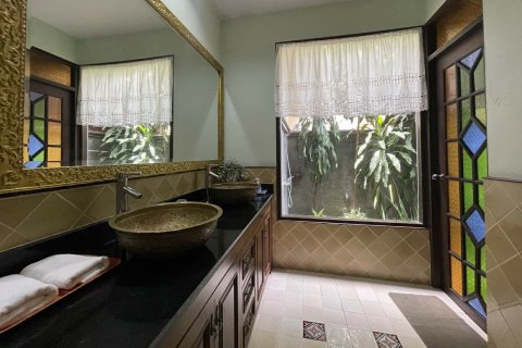 Villa in Chiang Mai, Thailand 5 bedrooms № 160022 - photo 22