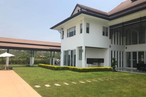 Villa in Chiang Mai, Thailand 5 bedrooms № 160019 - photo 4