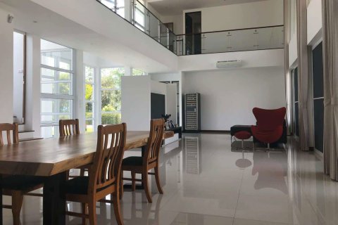 Villa in Chiang Mai, Thailand 5 bedrooms № 160019 - photo 8