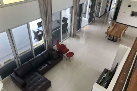 Villa in Chiang Mai, Thailand 5 bedrooms № 160019 - photo 9