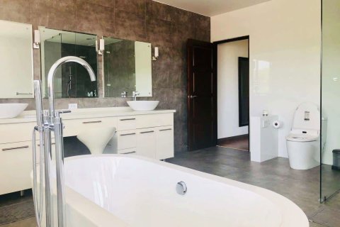 Villa in Chiang Mai, Thailand 5 bedrooms № 160019 - photo 21