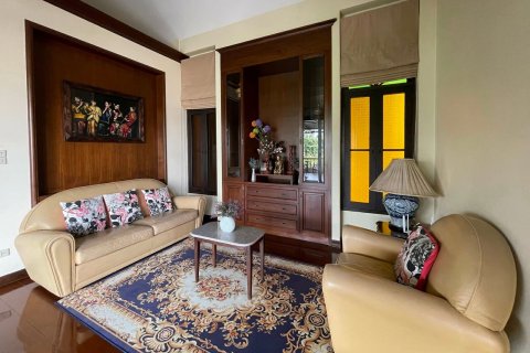 Villa in Chiang Mai, Thailand 5 bedrooms № 160021 - photo 19