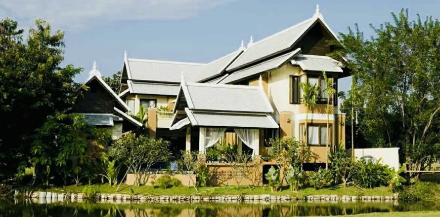 Villa in Chiang Mai, Thailand 5 bedrooms № 160021