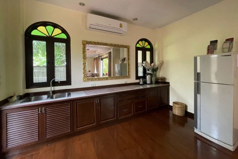 Villa in Chiang Mai, Thailand 5 bedrooms № 160021 - photo 9