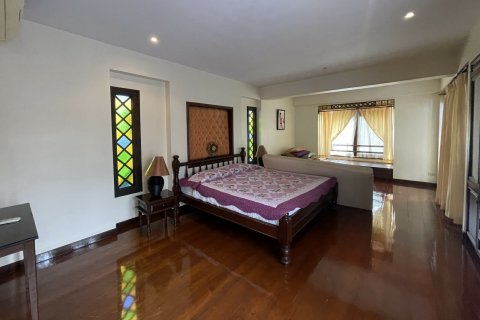 Villa à Chiang Mai, Thaïlande 5 chambres № 160021 - photo 8