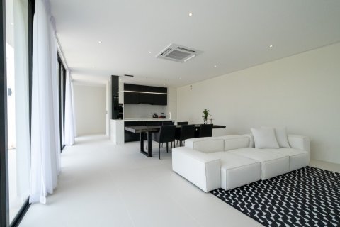 Villa in Chiang Mai, Thailand 4 bedrooms № 160018 - photo 11